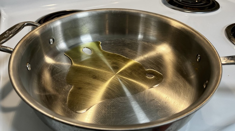 oil in frying pan