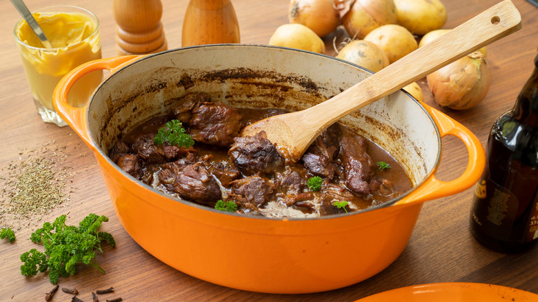 carbonnade prepared in pot