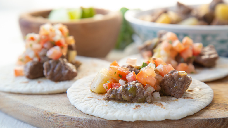 carne guisada in tacos 