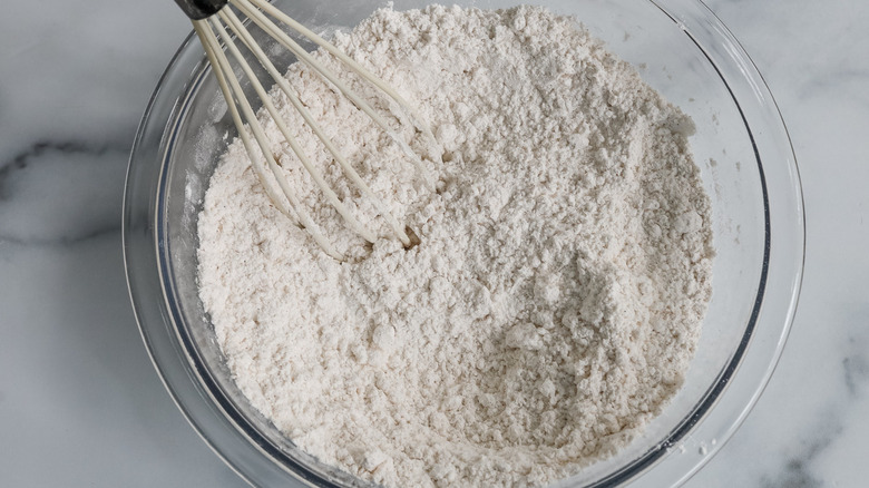 flour mixture in bowl