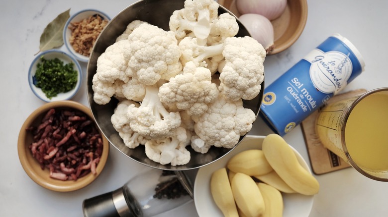 ingredients for cauliflower potato soup