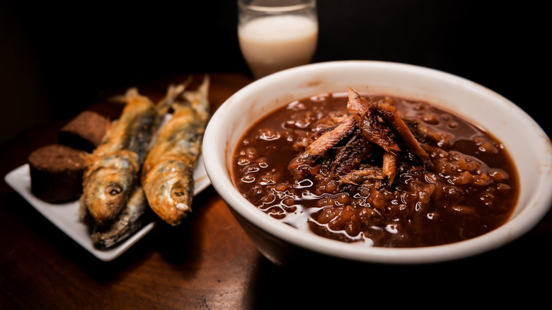 champorado and dried fish or tuyo