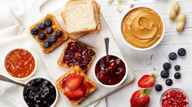 Various peanut butter and fruit combos 