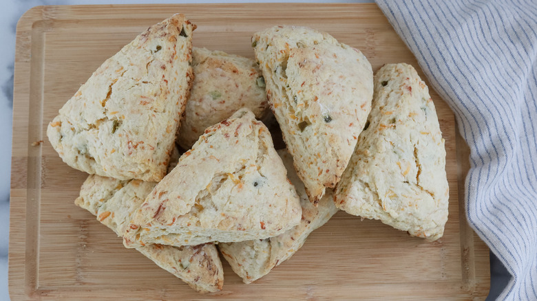 pile of cheddar jalapeno scones