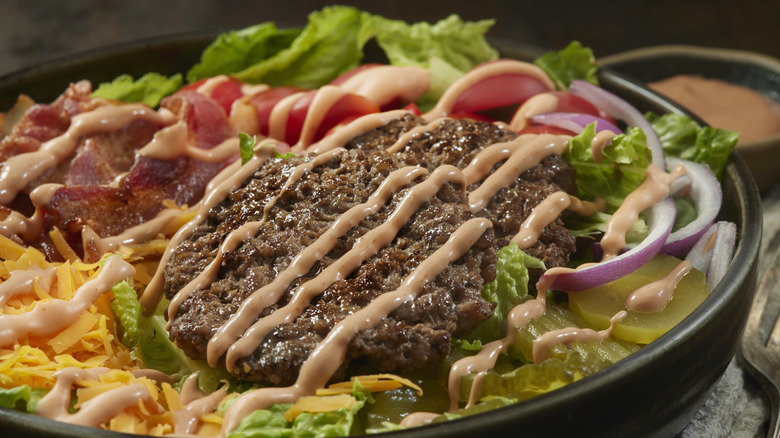 Burger bowl with dressing