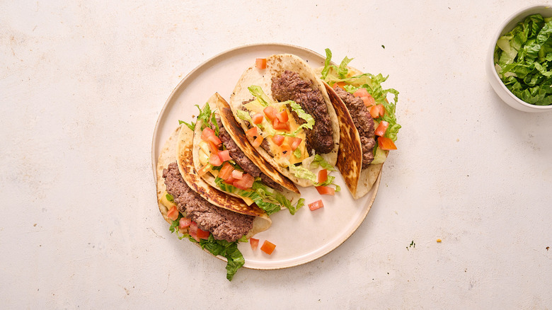 smashburger tacos on plate