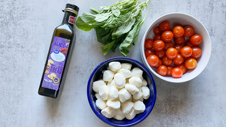 ingredients for caprese salad