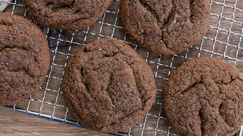 chocolate gingersnap cookies on rack