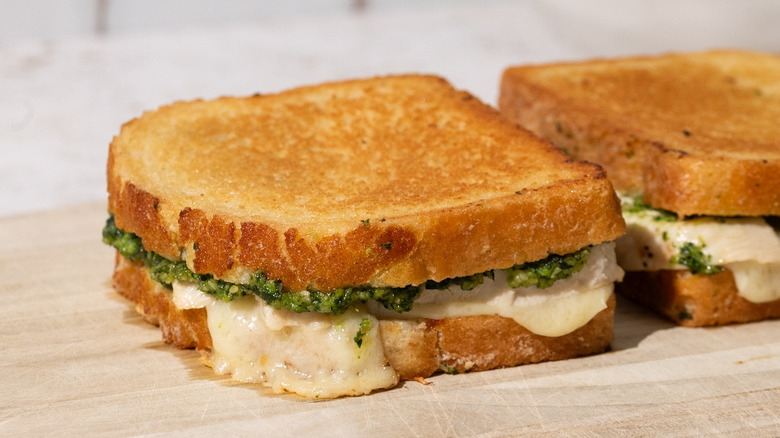 chicken broccoli pesto grilled cheese