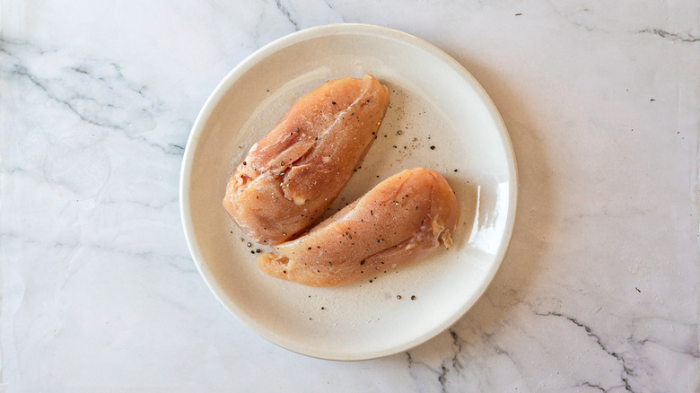 Chicken with salt and pepper