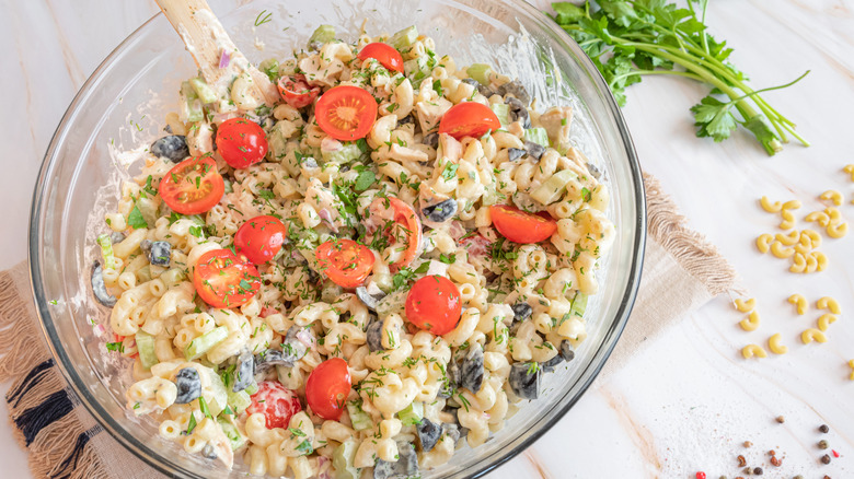 A bowl of chicken tomato macaroni salad