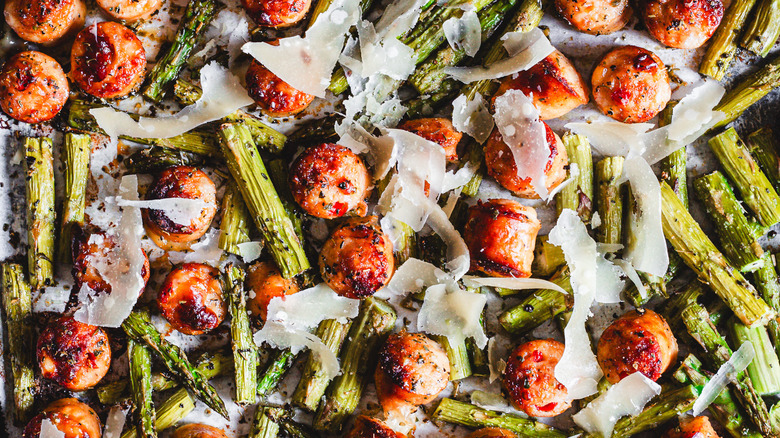 Chicken Sausage And Asparagus Sheet-Pan Dinner Recipe