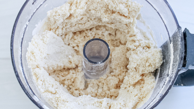 pie crust dough in food processor 