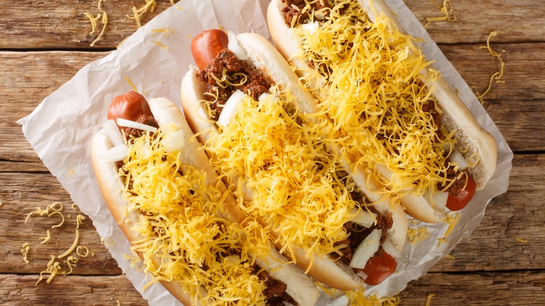 Overview of three Cincinnati chili dogs