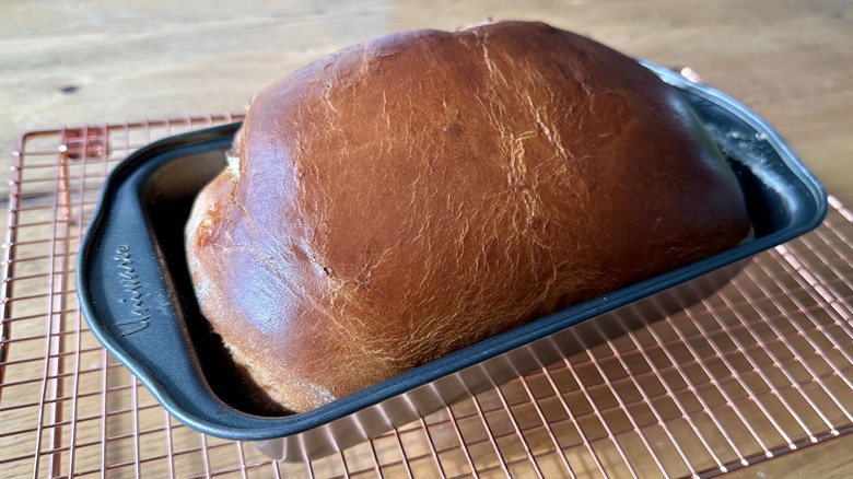 Baked cinnamon-apple swirl bread