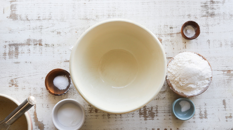 Bowls of dry pancake ingredients