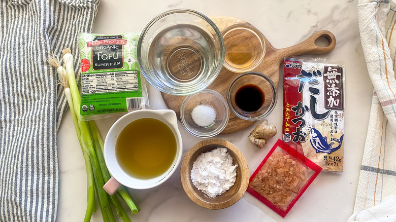 ingredients for agedashi tofu