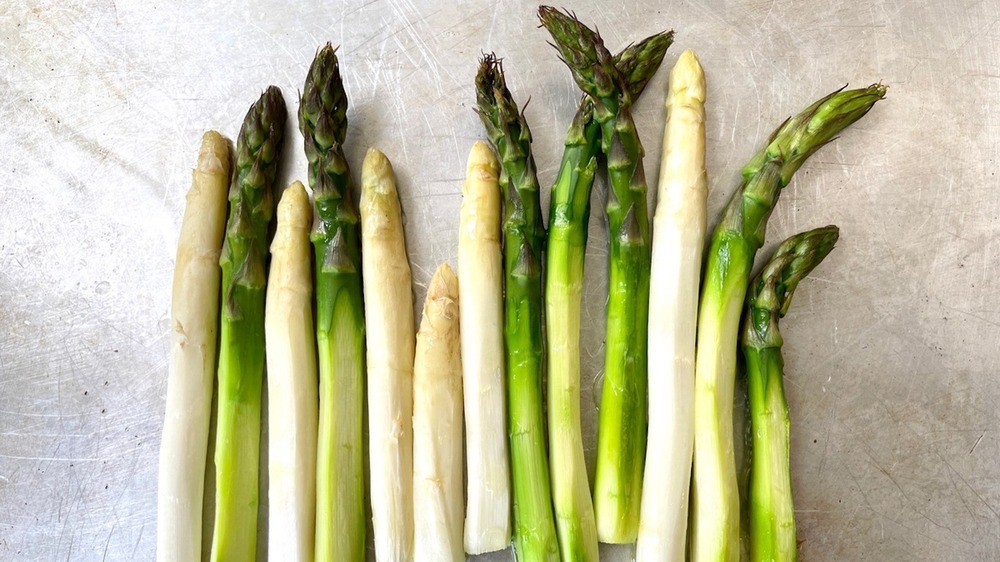 asparagus on baking sheet