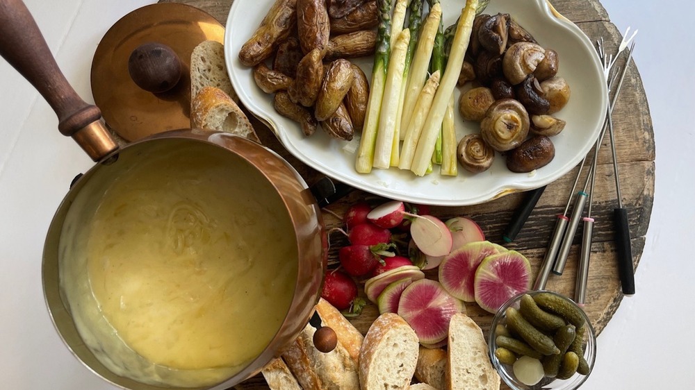 fondue platter with vegetables