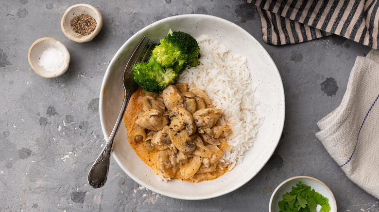 classic chicken stroganoff with rice