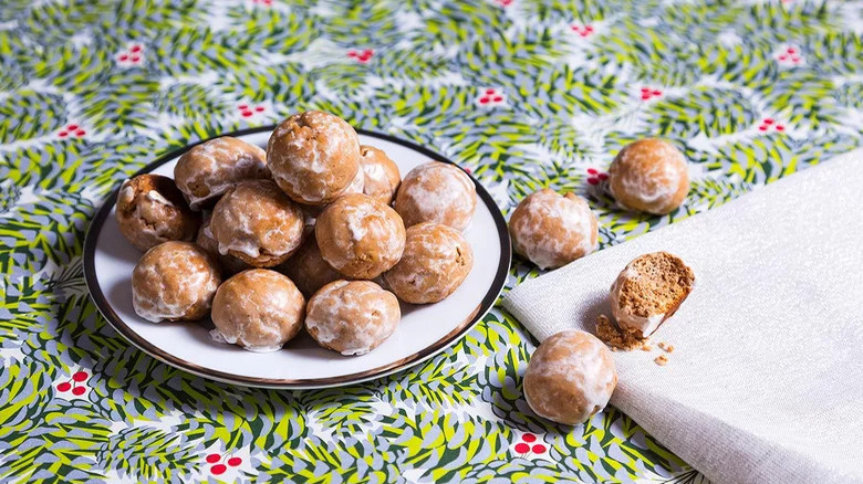 German Spice Cookies (Pfeffernüsse)