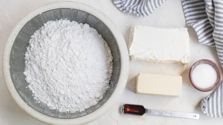 ingredients for cream cheese frosting