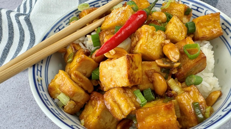 tofu with chiles and peanuts
