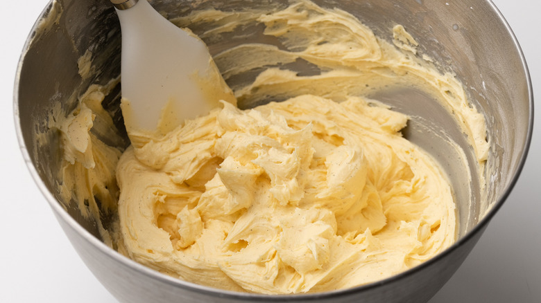 Custard buttercream in a bowl