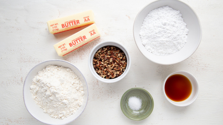 ingredients for snowball cookies