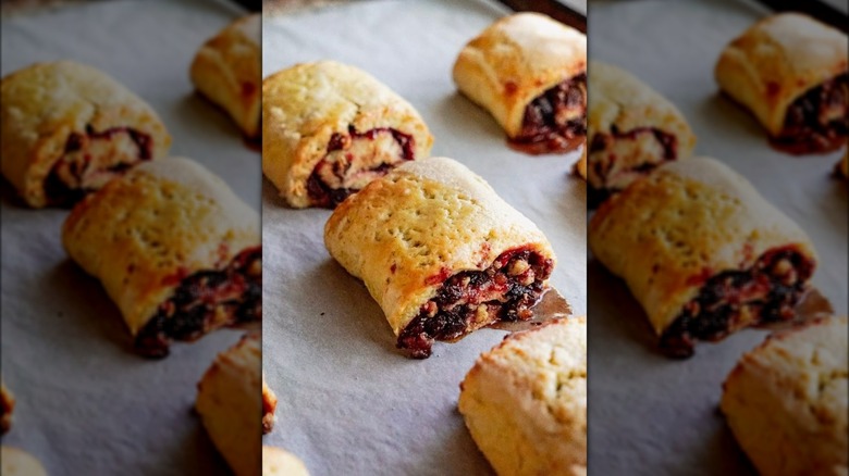 Davis Bakery's raspberry Russian tea biscuits