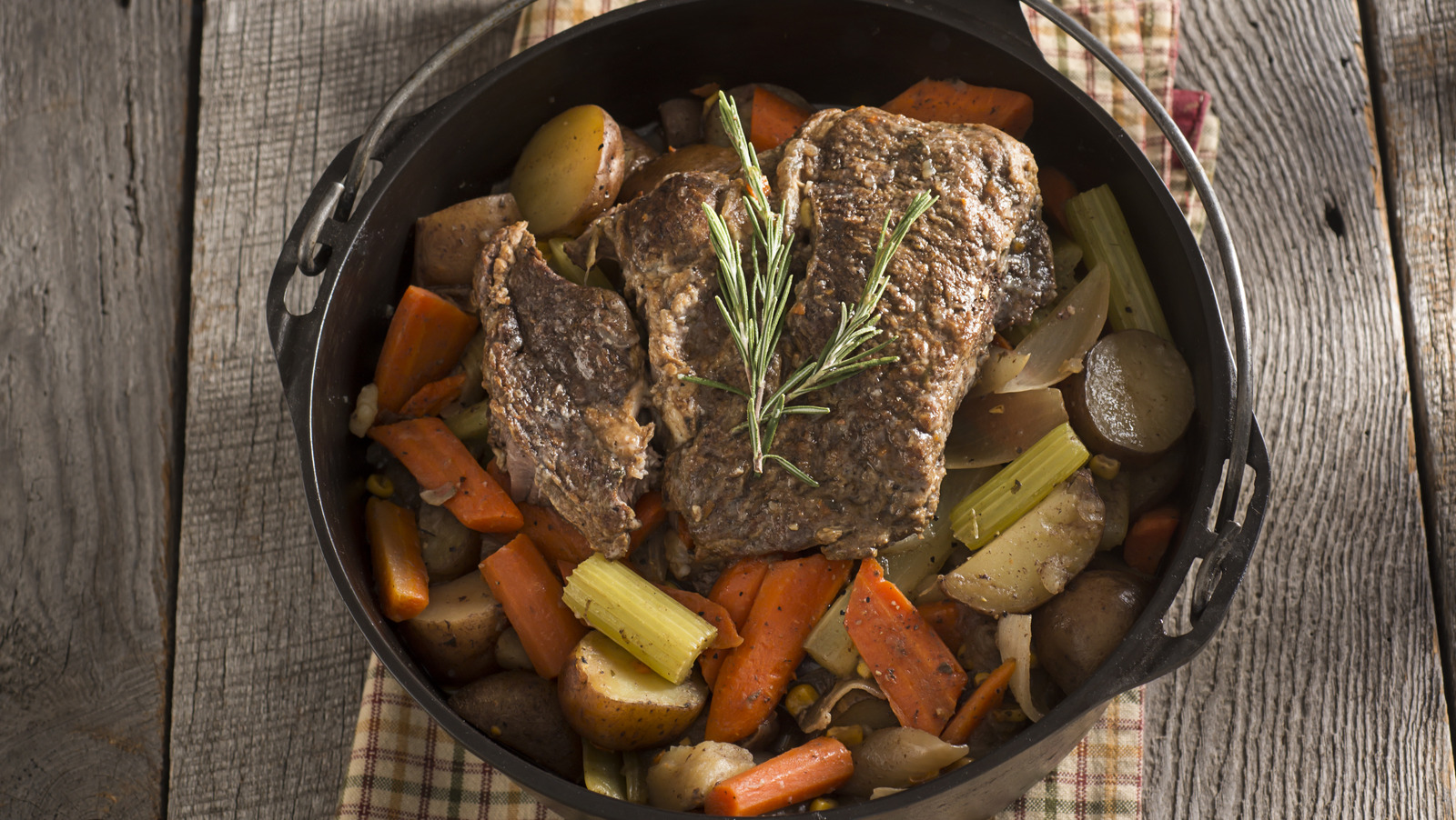 Cloves Are The Secret Ingredient For A Boldly Flavored Pot Roast