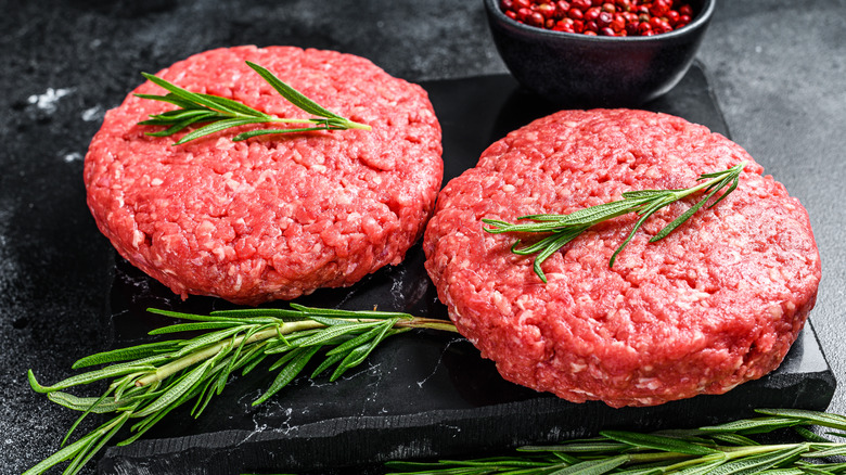 Hamburger patties with spices