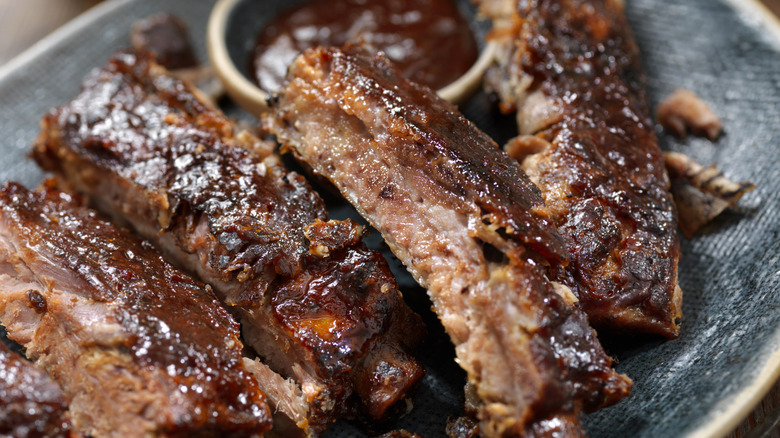 Barbecue ribs with sauce on a plate