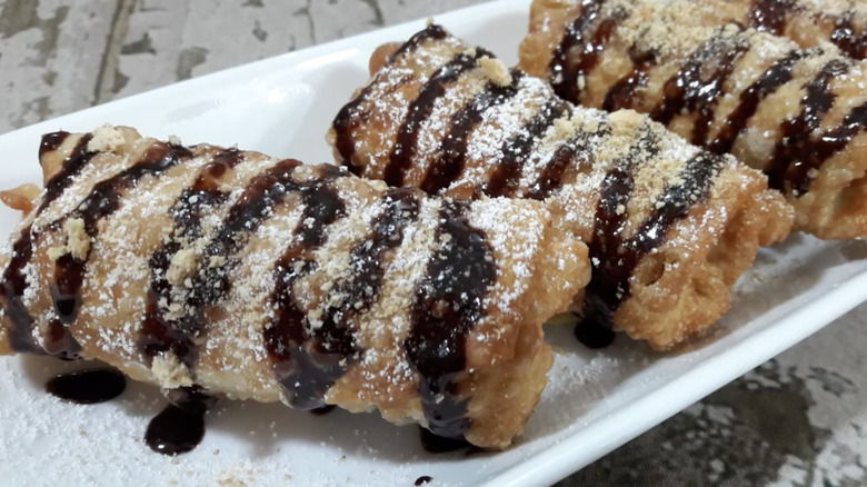 fried cookie dough egg rolls