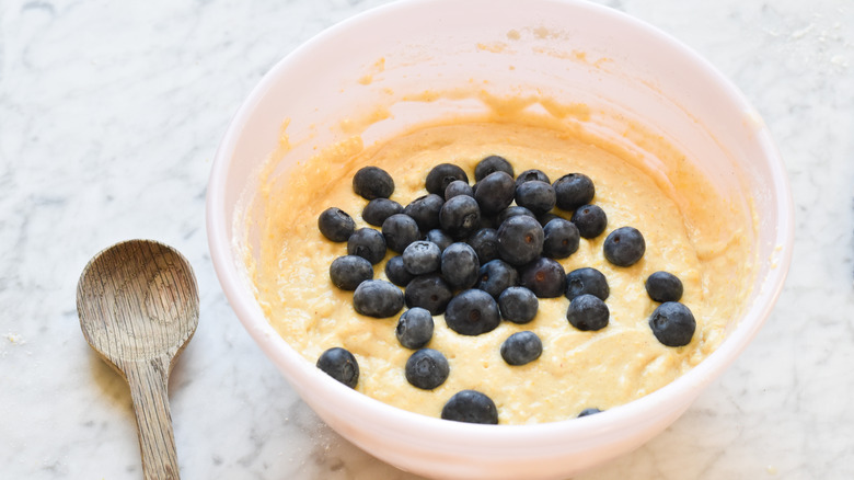 Pancake batter with bluberries