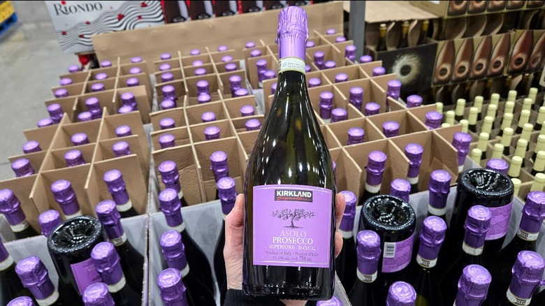 Kirkland Signature Prosecco DOCG and bottles