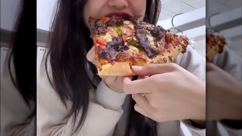 South Korea Costco bulgogi pizza