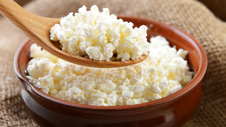 Cottage Cheese Works As A Last-Minute Cream Cheese Substitute