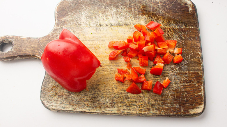 pepper on cutting board