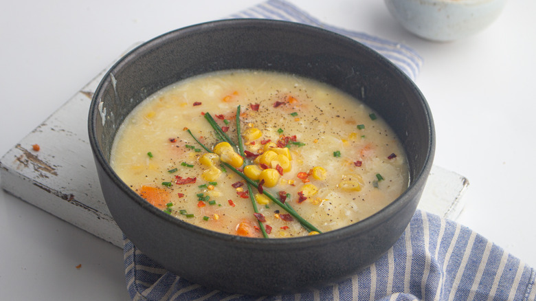 chowder in a bowl 