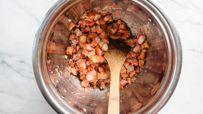 crab and shrimp filling in bowl