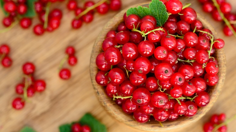 bowl of red currants