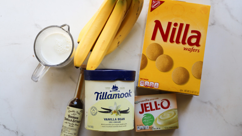 Ingredients for banana pudding milkshake