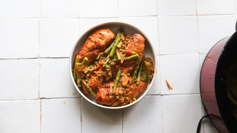 Slow cooked tomato asparagus chicken