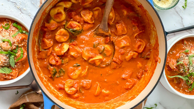 tomato soup with pasta