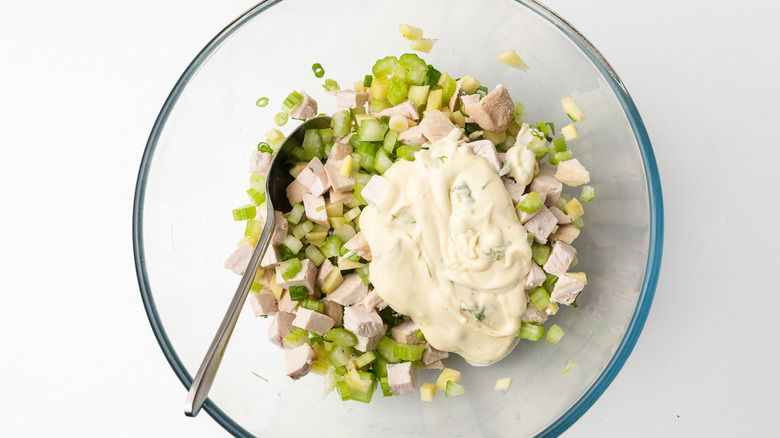 mayonnaise on top of chicken salad ingredients