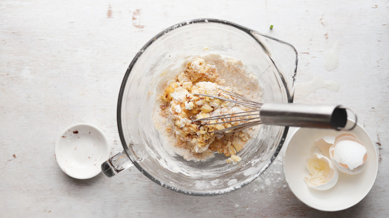 batter in clear bowl