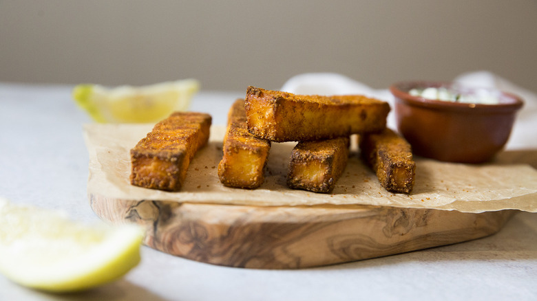 crispy paneer sticks on board