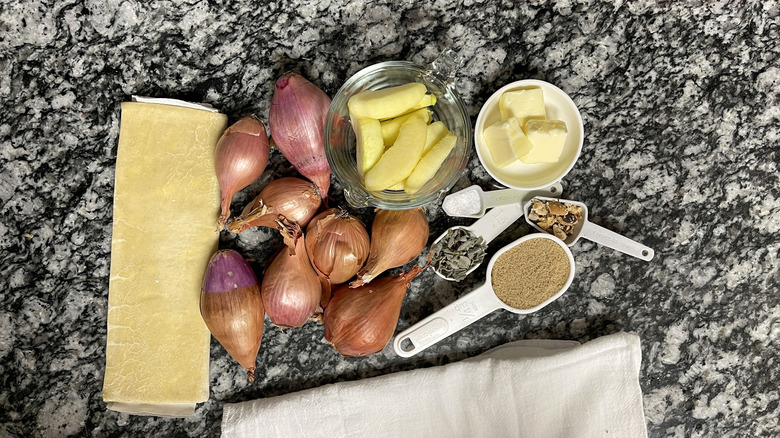 ingredients for shallot-apple tart