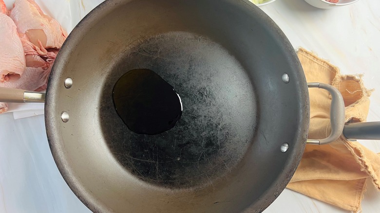 oil in frying pan